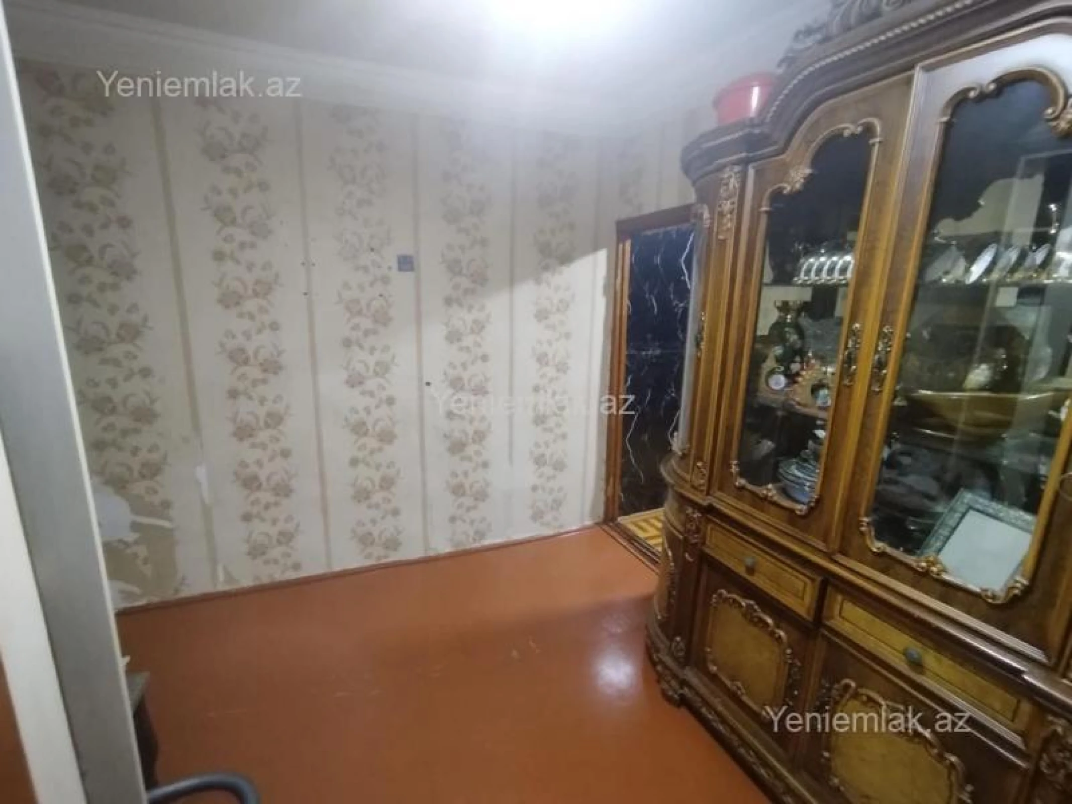 Satılır 14 otaqlı həyət evi 310 m²