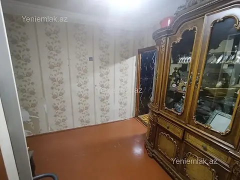 Satılır 14 otaqlı həyət evi 310 m²