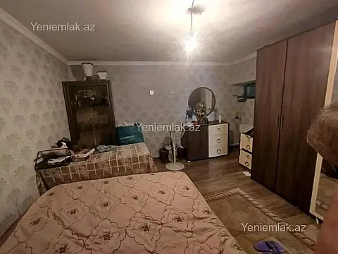 Satılır 14 otaqlı həyət evi 310 m²