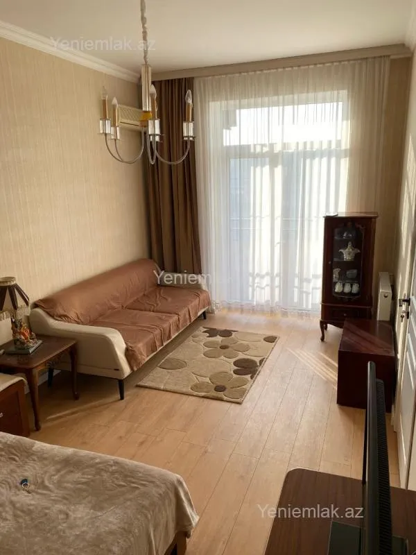 Satılır 1 otaqlı yeni tikili 40 m²