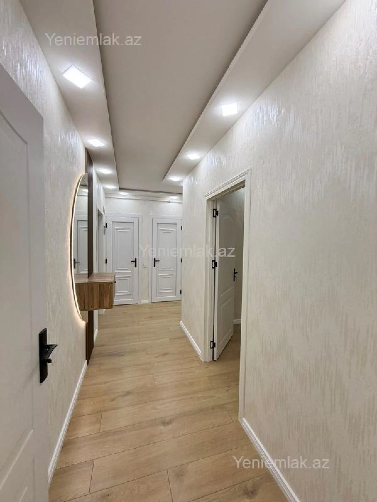 Satılır 2 otaqlı köhnə tikili 60 m²