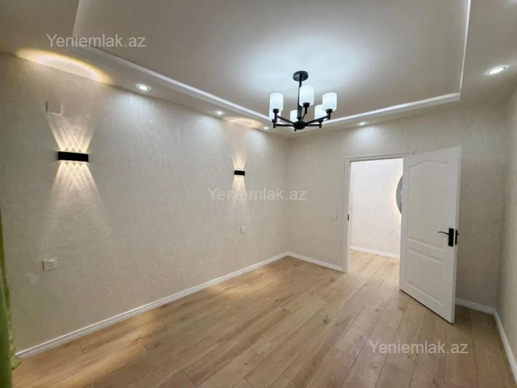 Satılır 2 otaqlı köhnə tikili 60 m²