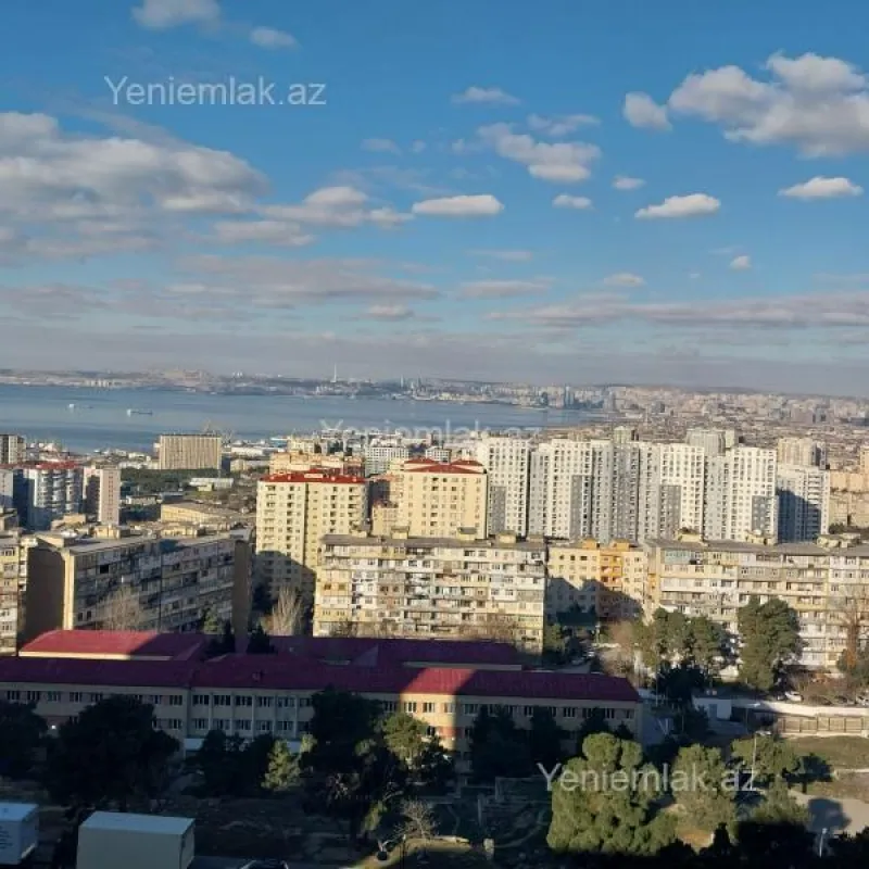 Satılır 3 otaqlı köhnə tikili 70 m²
