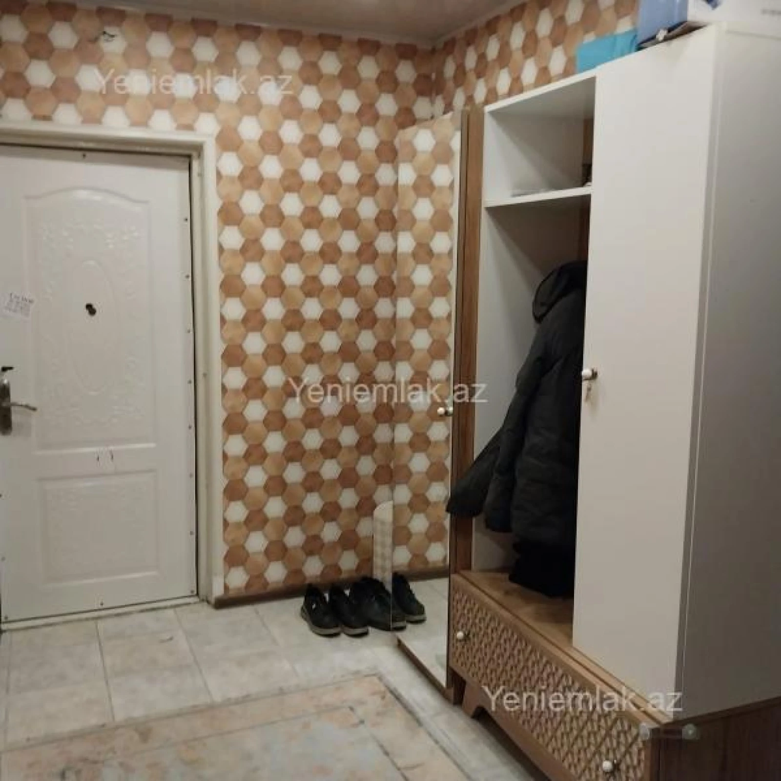 Satılır 3 otaqlı köhnə tikili 70 m²