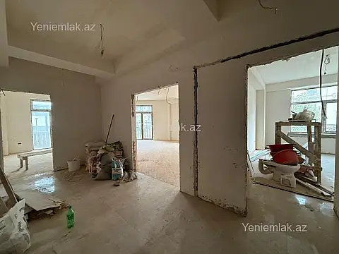 Satılır 3 otaqlı yeni tikili 130 m²