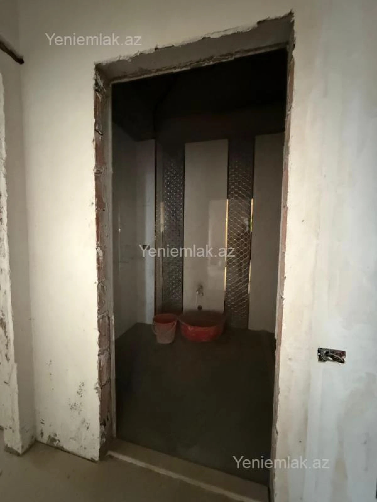 Satılır 3 otaqlı yeni tikili 130 m²