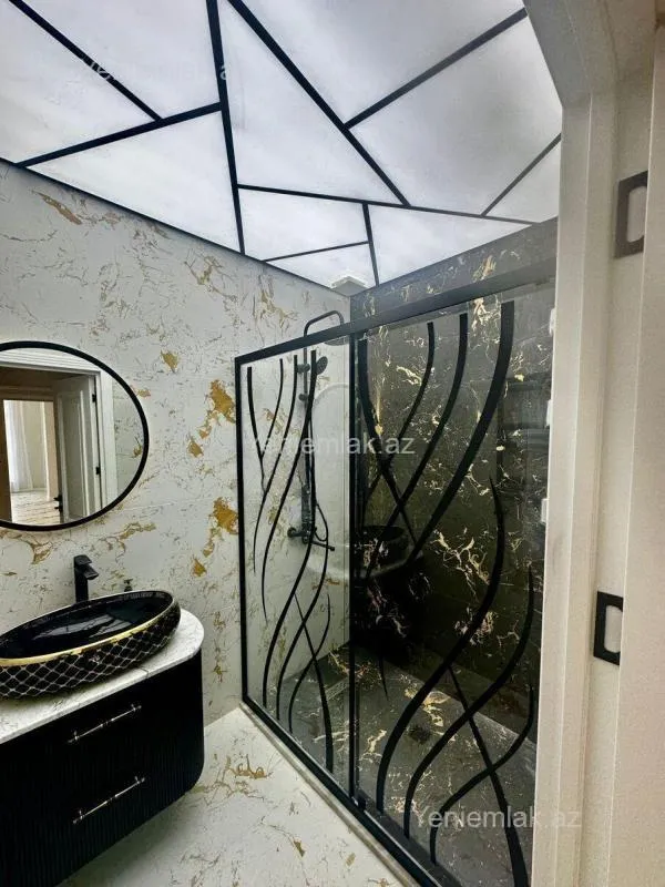 Satılır 3 otaqlı yeni tikili 151 m²