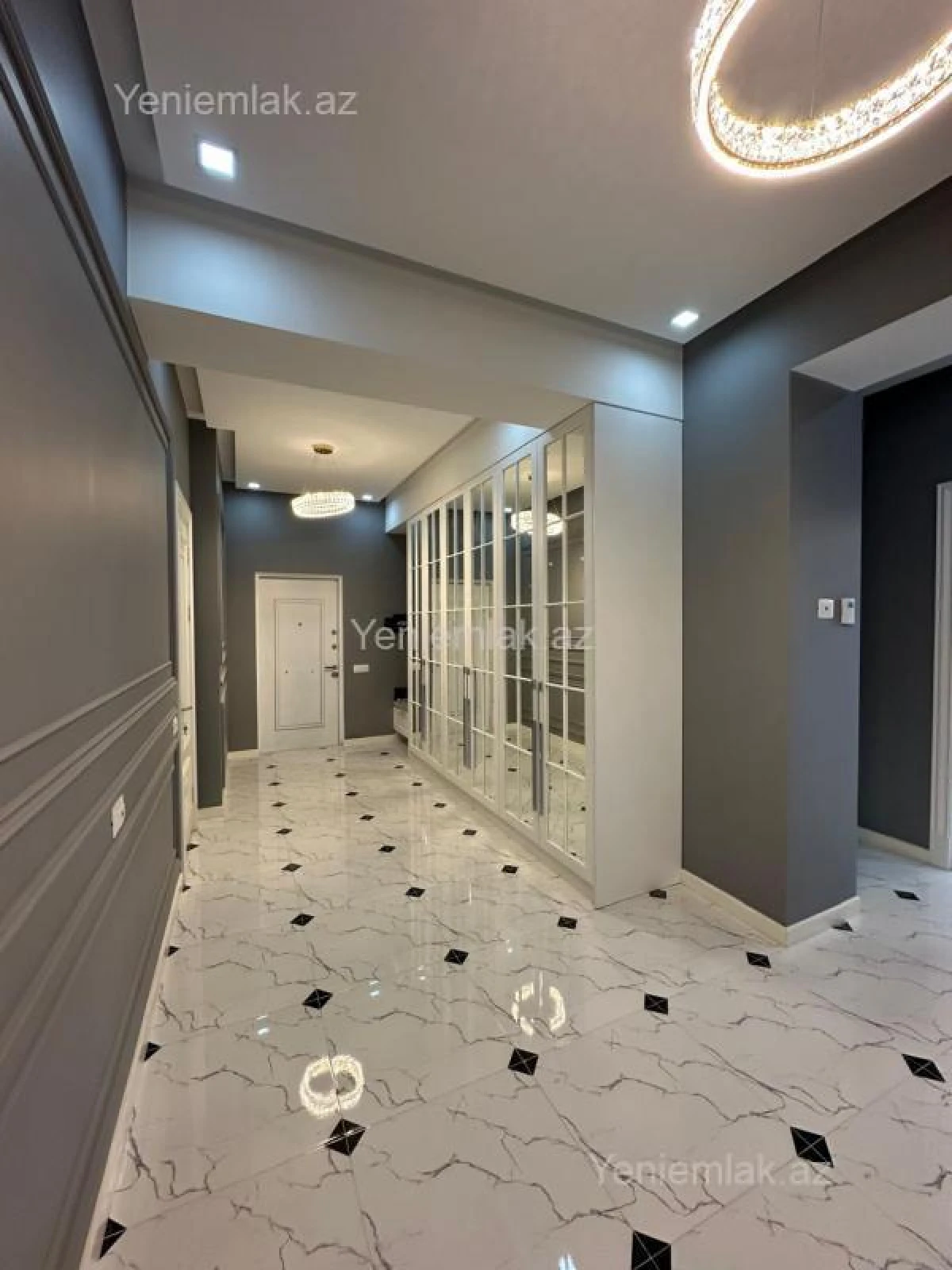 Satılır 3 otaqlı yeni tikili 137 m²