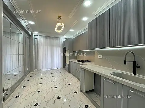 Satılır 3 otaqlı yeni tikili 137 m²