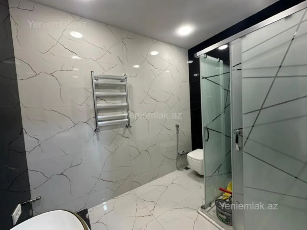 Satılır 2 otaqlı yeni tikili 66 m²