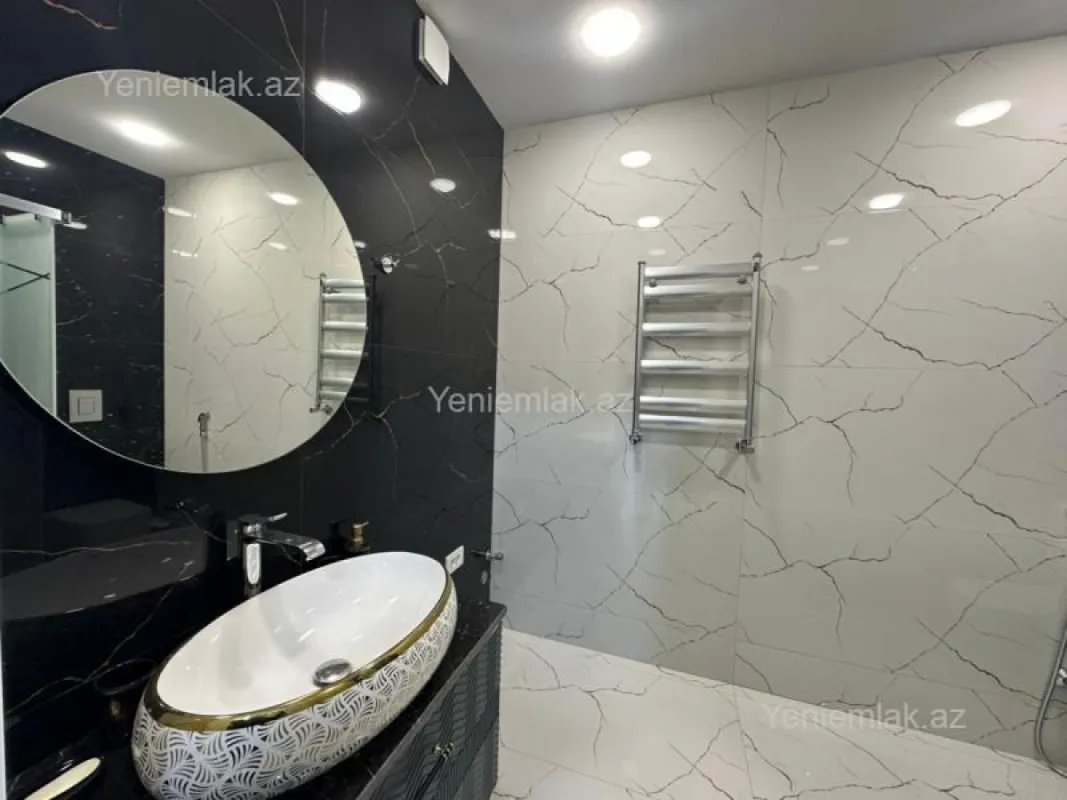 Satılır 2 otaqlı yeni tikili 66 m²
