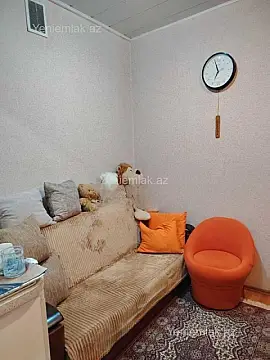 Satılır 1 otaqlı köhnə tikili 42 m²