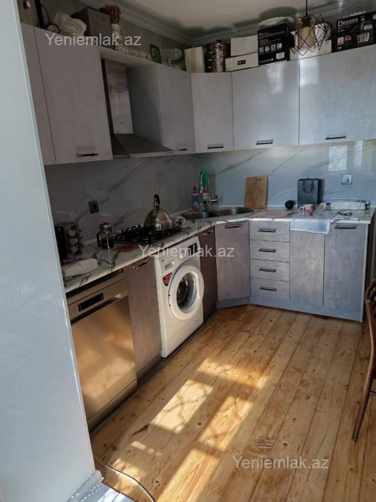 Satılır 3 otaqlı köhnə tikili 85 m²