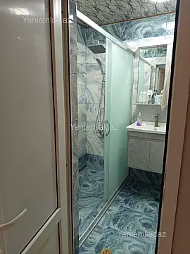 Satılır 3 otaqlı köhnə tikili 85 m²