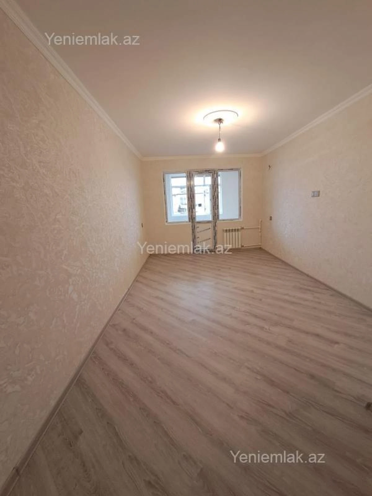 Satılır 1 otaqlı köhnə tikili 35 m²