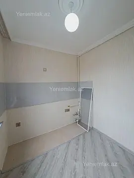 Satılır 1 otaqlı köhnə tikili 35 m²