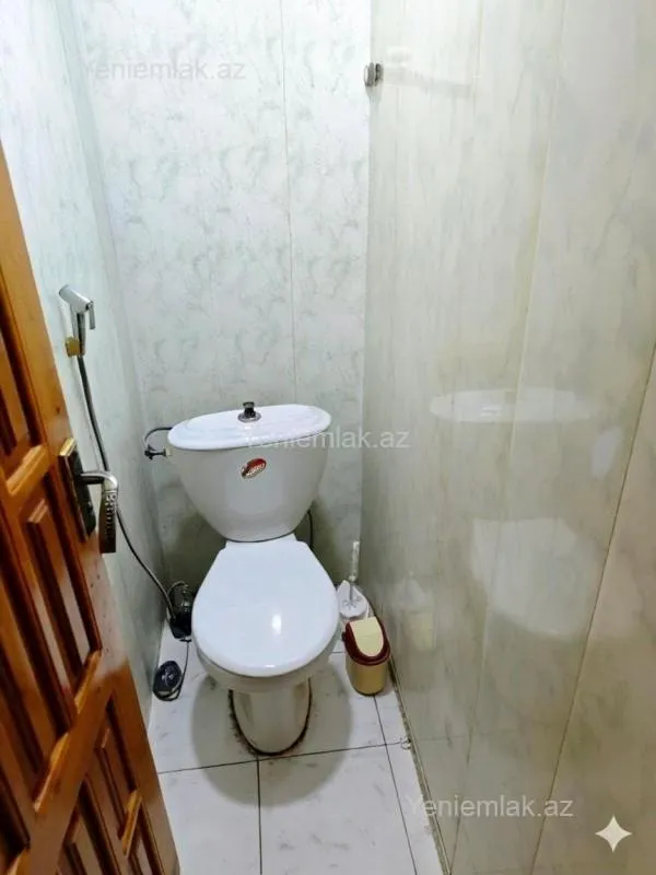 Satılır 3 otaqlı köhnə tikili 65 m²
