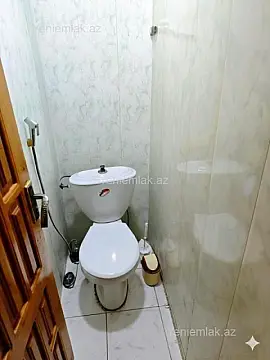 Satılır 3 otaqlı köhnə tikili 65 m²