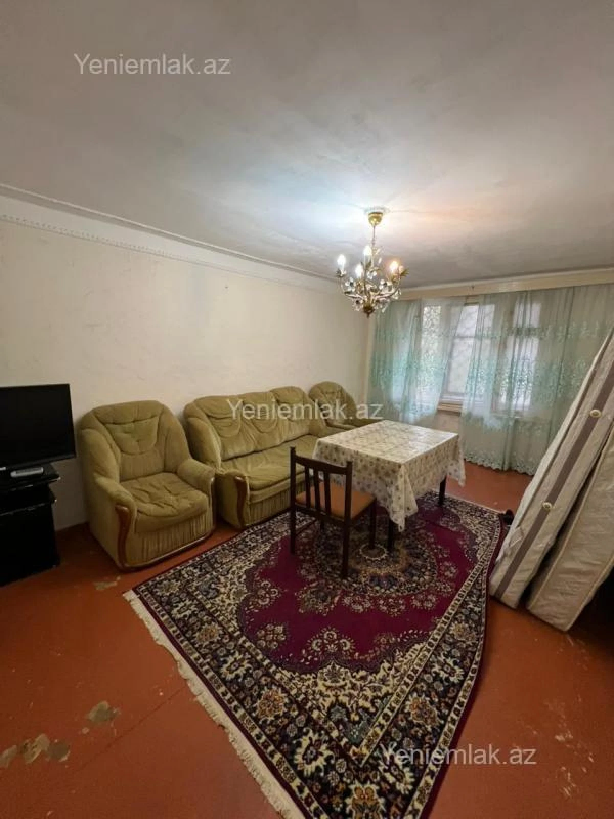 Satılır 2 otaqlı köhnə tikili 35 m²