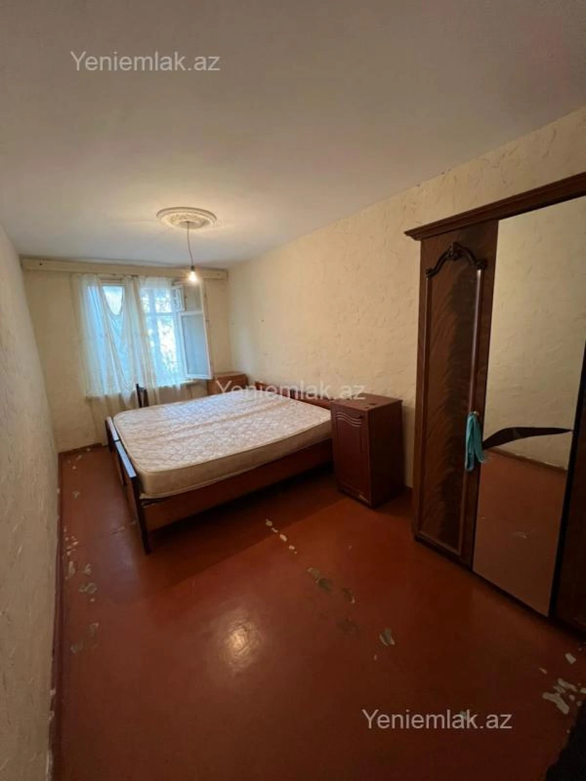 Satılır 2 otaqlı köhnə tikili 35 m²