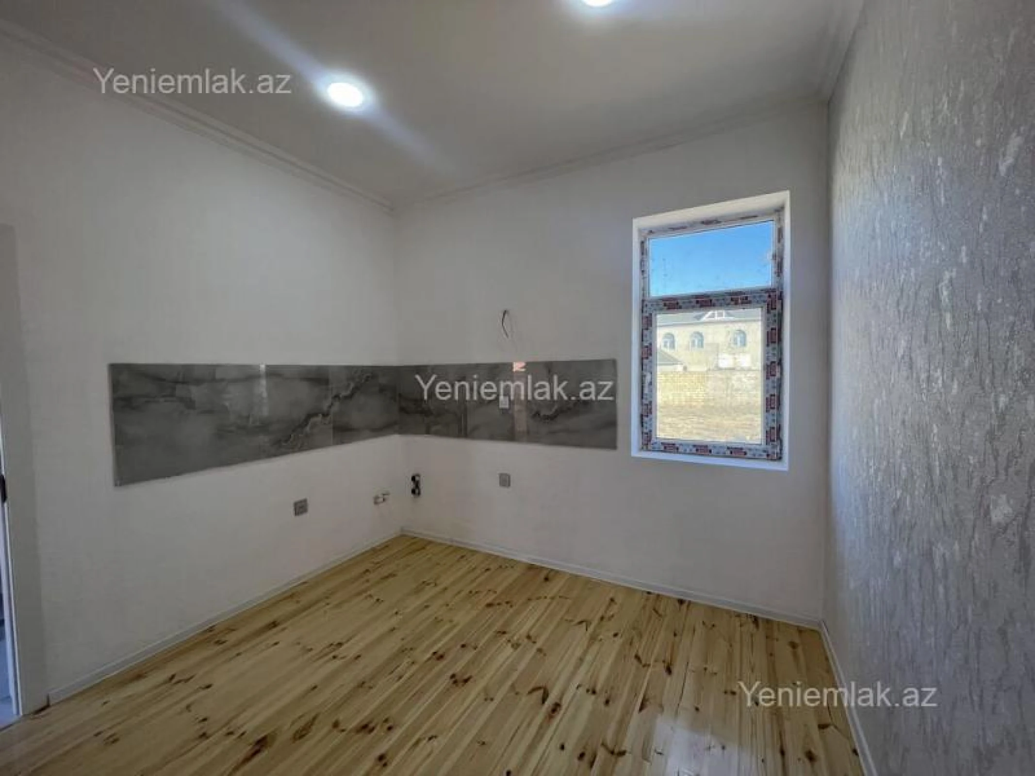 Satılır 2 otaqlı yeni tikili 50 m²