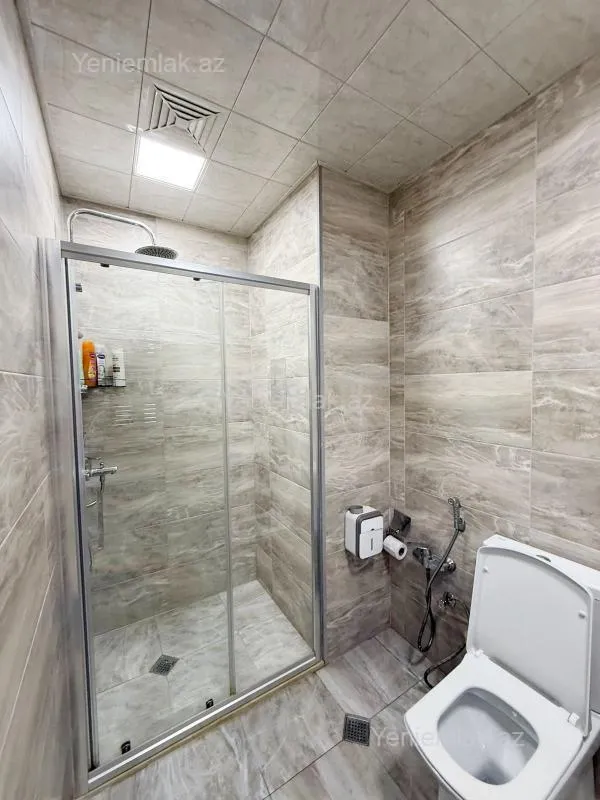 Satılır 3 otaqlı yeni tikili 65 m²