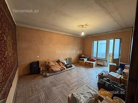 Satılır 3 otaqlı köhnə tikili 90 m²