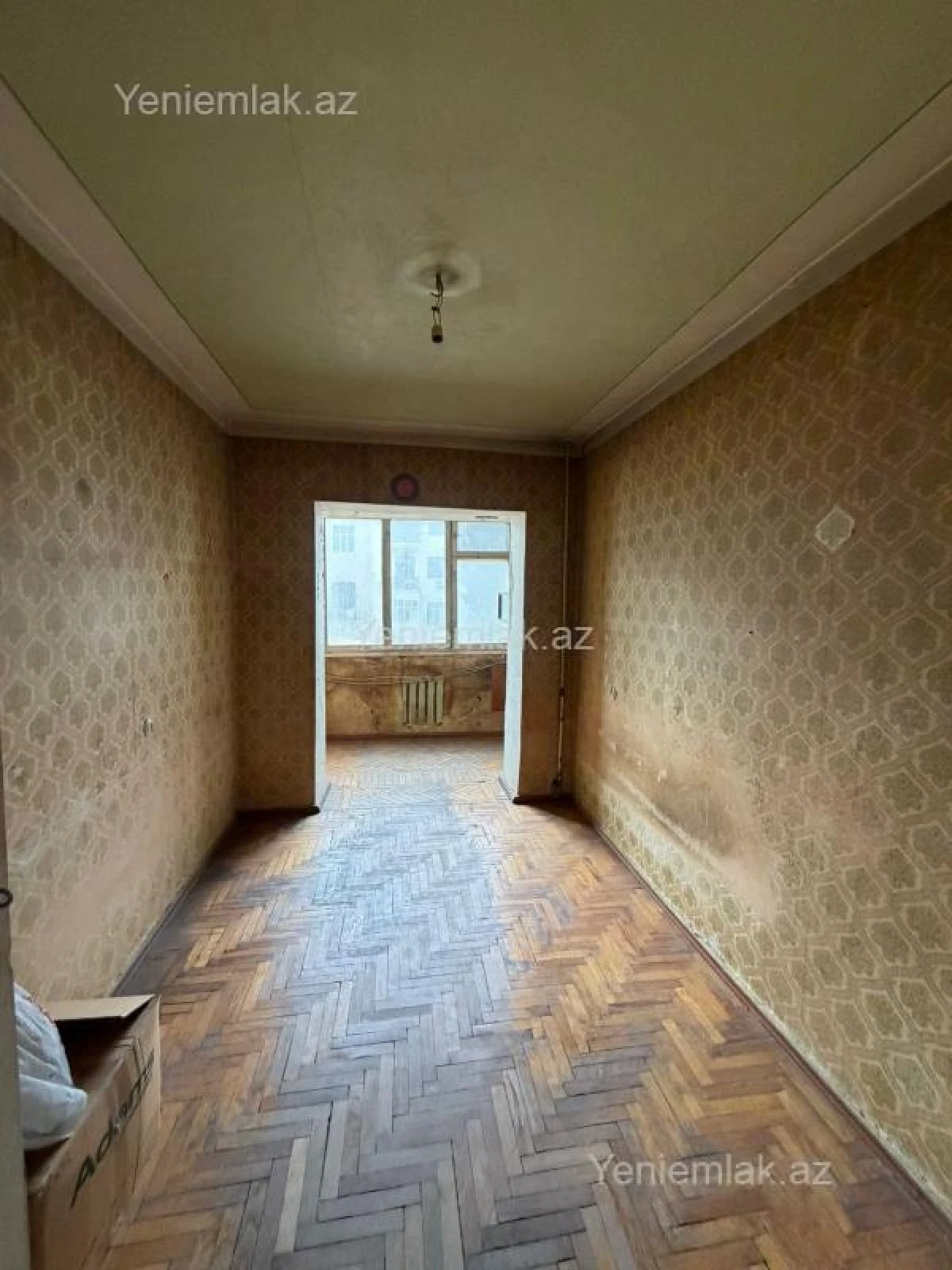 Satılır 3 otaqlı köhnə tikili 90 m²