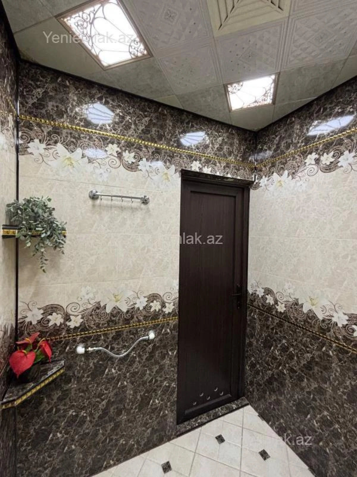 Satılır 2 otaqlı köhnə tikili 60 m²