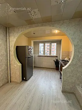 Satılır 2 otaqlı köhnə tikili 60 m²