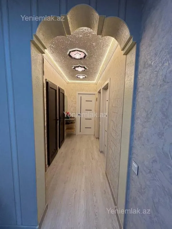 Satılır 2 otaqlı köhnə tikili 60 m²