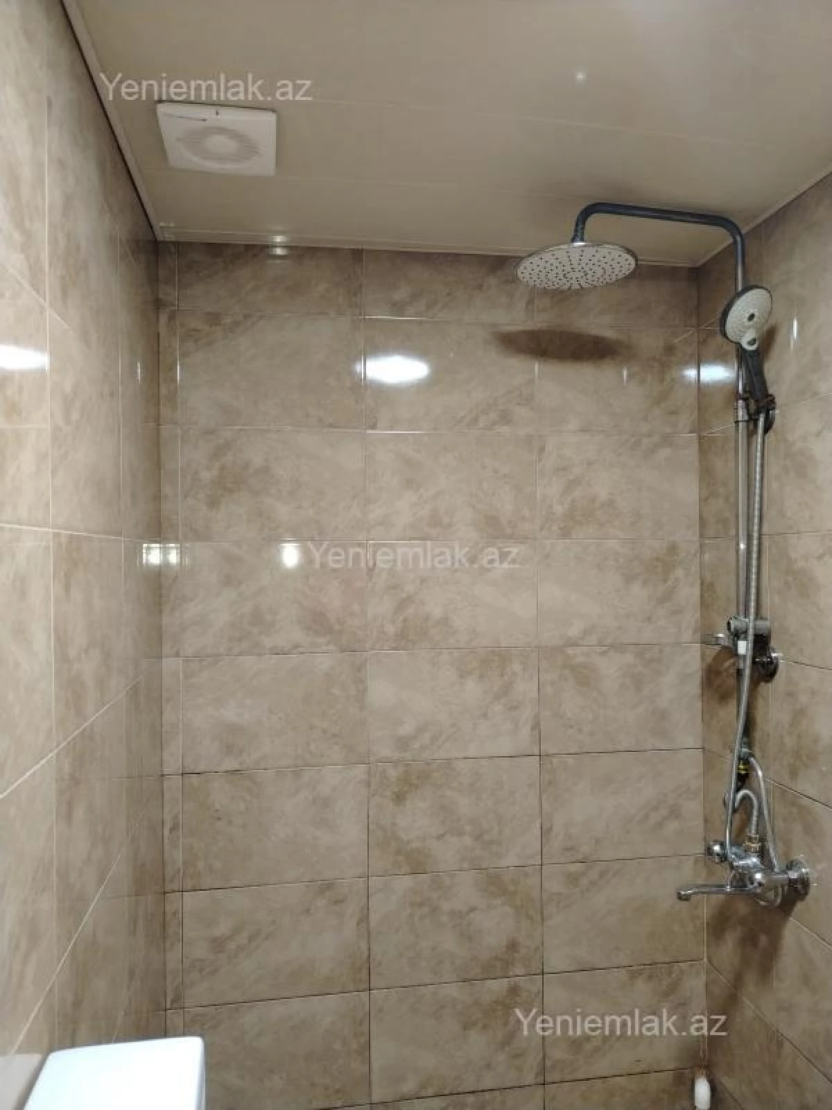 Satılır 3 otaqlı yeni tikili 82 m²