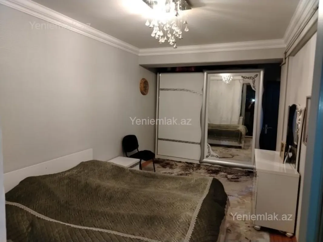 Satılır 3 otaqlı yeni tikili 82 m²
