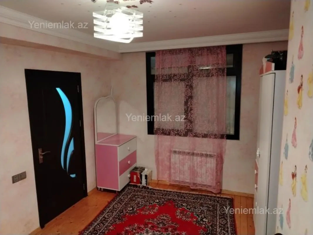 Satılır 3 otaqlı yeni tikili 82 m²