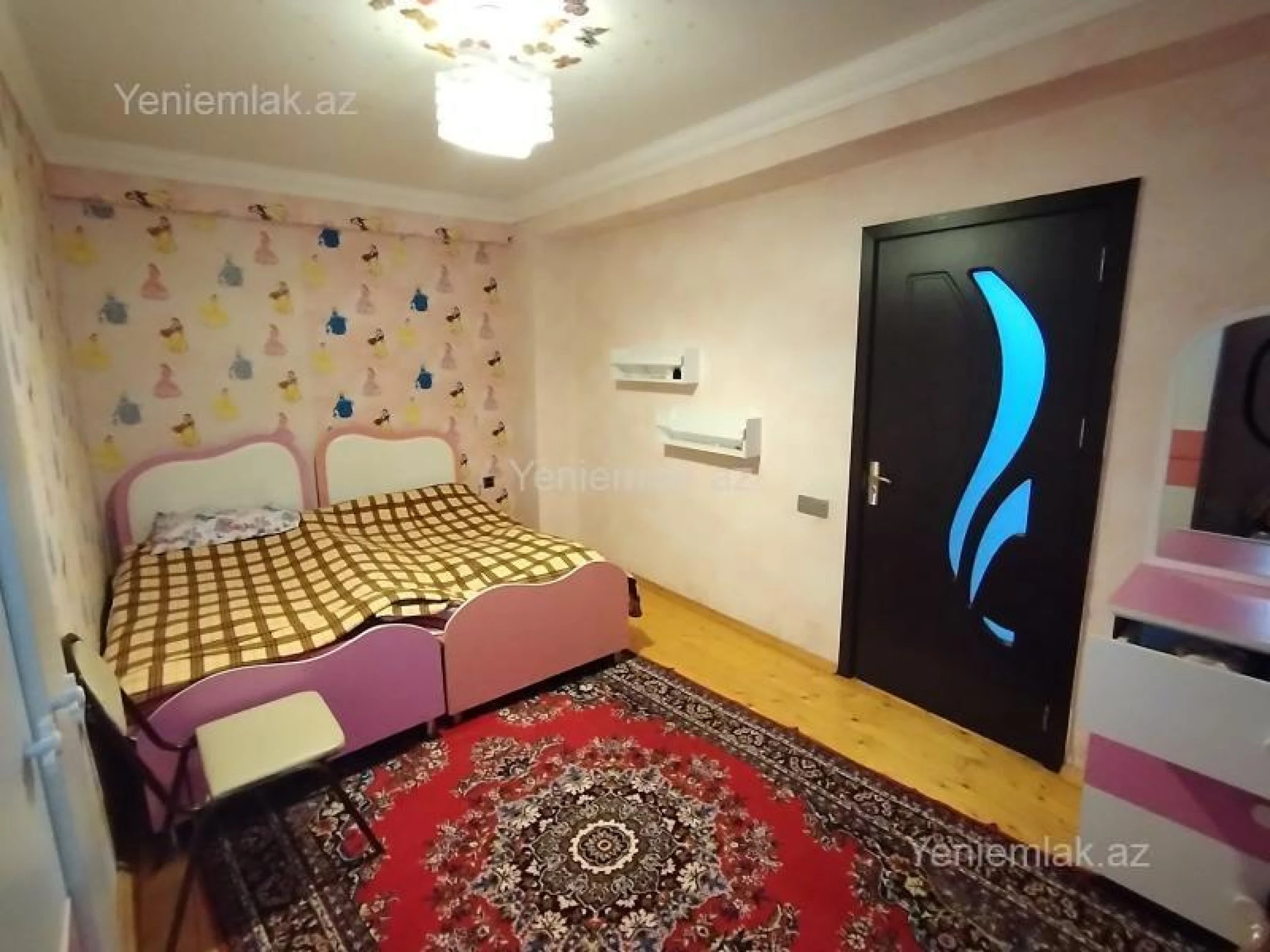 Satılır 3 otaqlı yeni tikili 82 m²