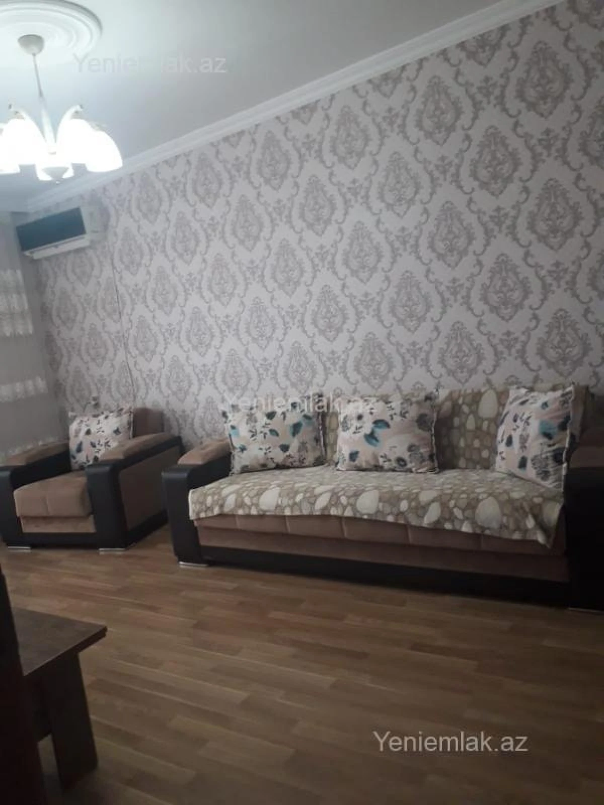 Satılır 2 otaqlı köhnə tikili 50 m²