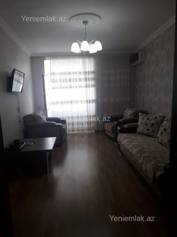 Satılır 2 otaqlı köhnə tikili 50 m²
