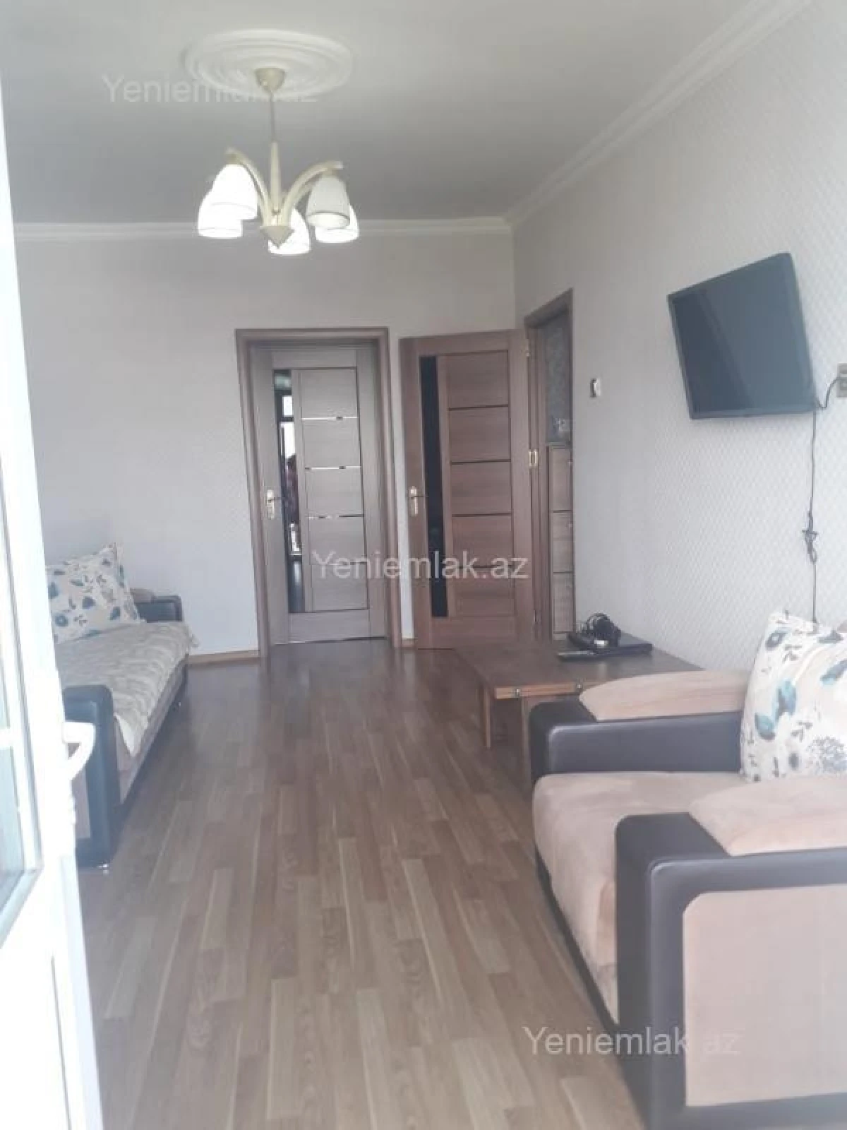 Satılır 2 otaqlı köhnə tikili 50 m²