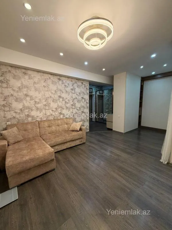 Satılır 2 otaqlı yeni tikili 60 m²
