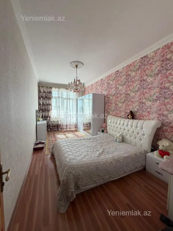 Satılır 3 otaqlı yeni tikili 148 m²