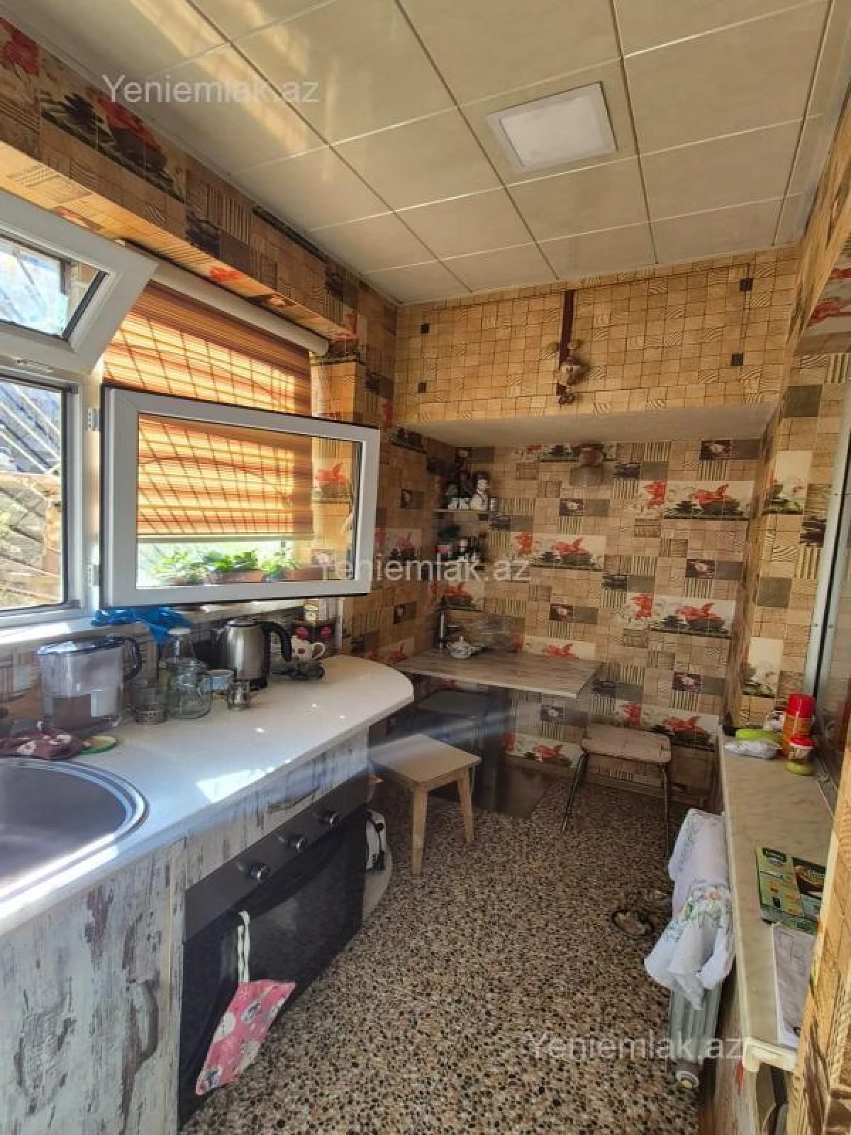 Satılır 3 otaqlı köhnə tikili 55 m²