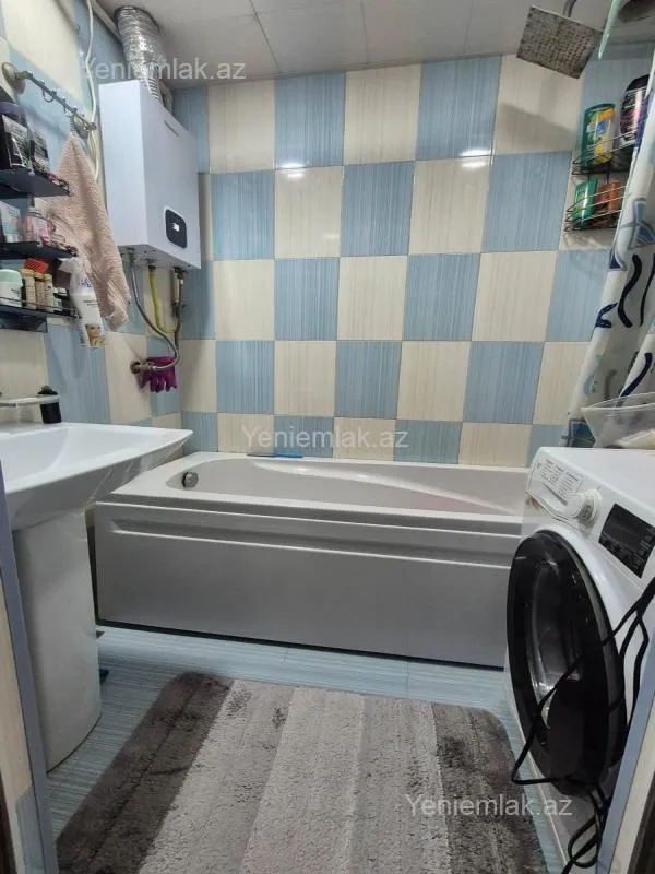 Satılır 3 otaqlı köhnə tikili 55 m²