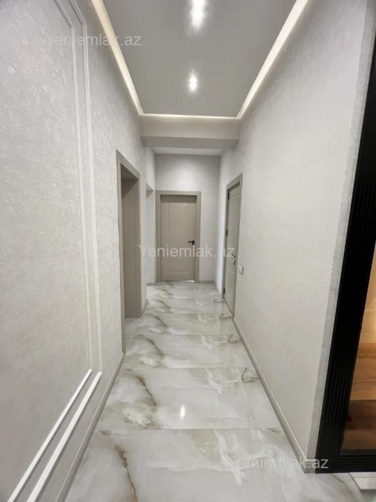 Satılır 3 otaqlı yeni tikili 110 m²