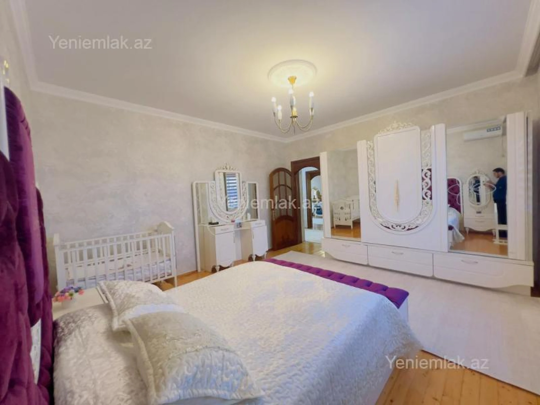 Satılır 16 otaqlı obyekt 900 m²