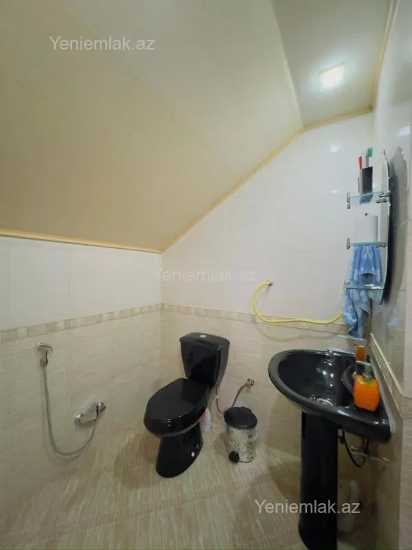 Satılır 16 otaqlı obyekt 900 m²