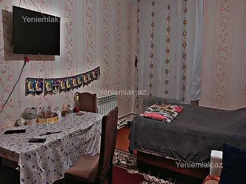 Satılır 2 otaqlı köhnə tikili 45 m²