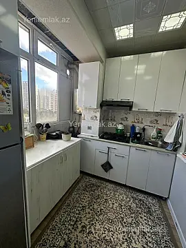 Satılır 3 otaqlı köhnə tikili 65 m²