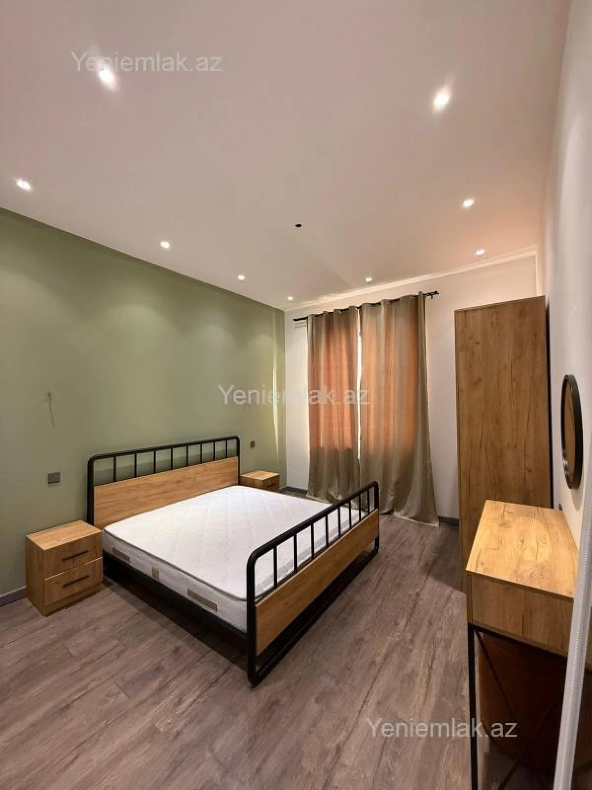 Satılır 5 otaqlı həyət evi 170 m²