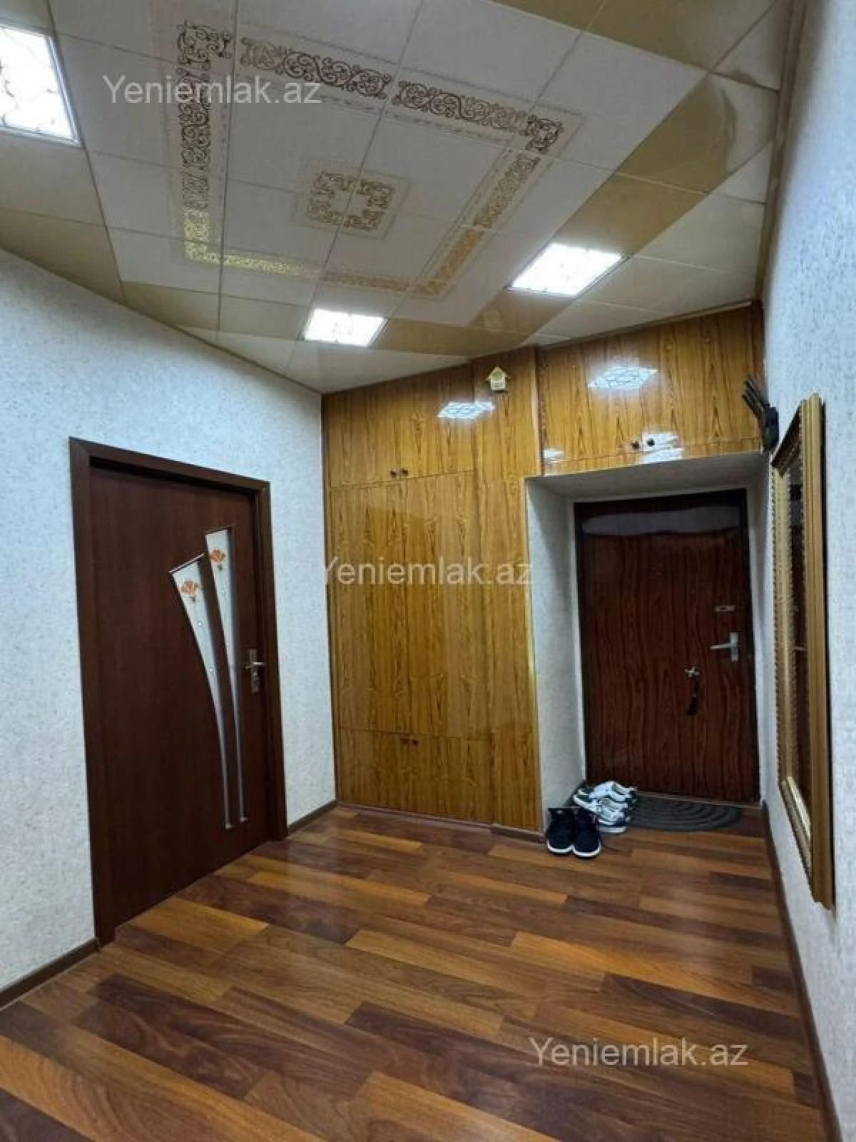 Satılır 3 otaqlı köhnə tikili 70 m²