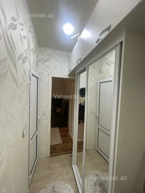 Satılır 3 otaqlı köhnə tikili 55 m²